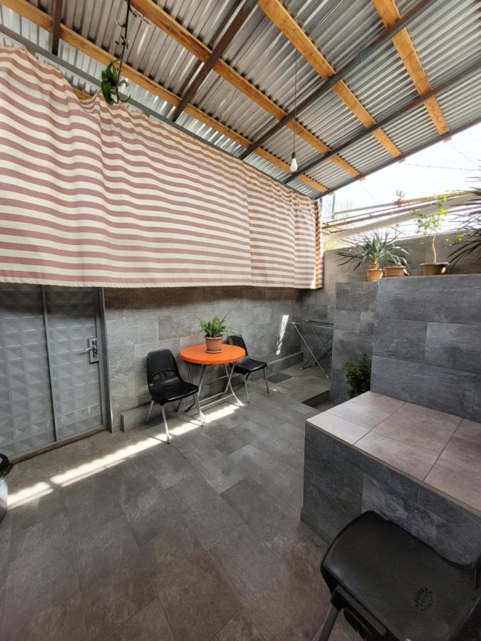 Мини Дом Целиком Около Мед Центра Астхик Hotel Yerevan Ngoại thất bức ảnh